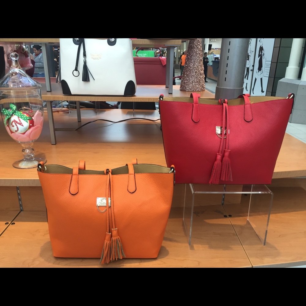 FINE ITALIAN CALFSKIN LEATHER TOTE (Looks very expensive) - Picture 6 of 14